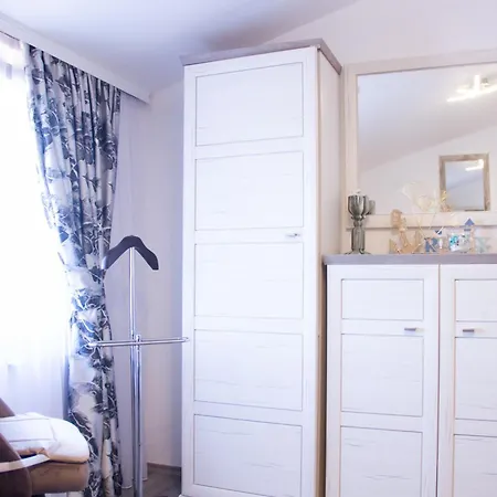 Sunny Oasis Apartament