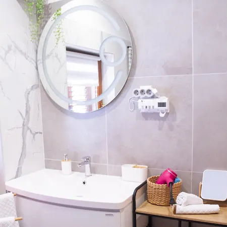 Sunny Oasis Apartament Marčelji